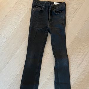Black skinny jeans